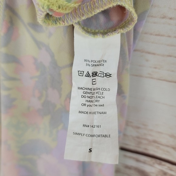 Lularoe | Stretchy Pastel Floral Skirt Simply Comf - Picture 6 of 6